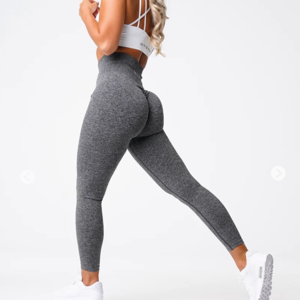 NVGTN Black Speckled Scrunch Leggings